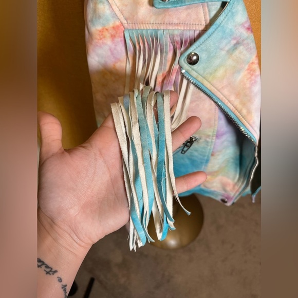 **RARE** Blank NYC Tie Dye Fringe Leather Moto Jacket - Picture 10 of 16